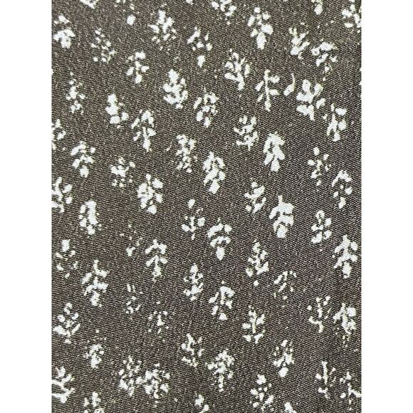 Peruvian Connection Women's Size 2 Front Zip Distress Floral Print Pants - Picture 12 of 13